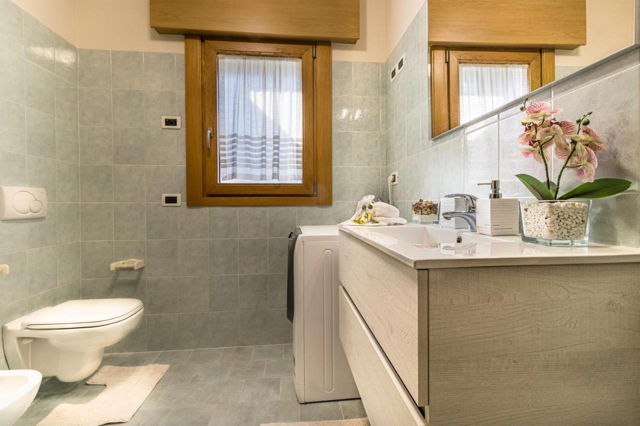Wanderlust Apt In Villa Con Piscina - 45 Min Venezia - Zona Unesco San Pietro Di Feletto Exterior foto